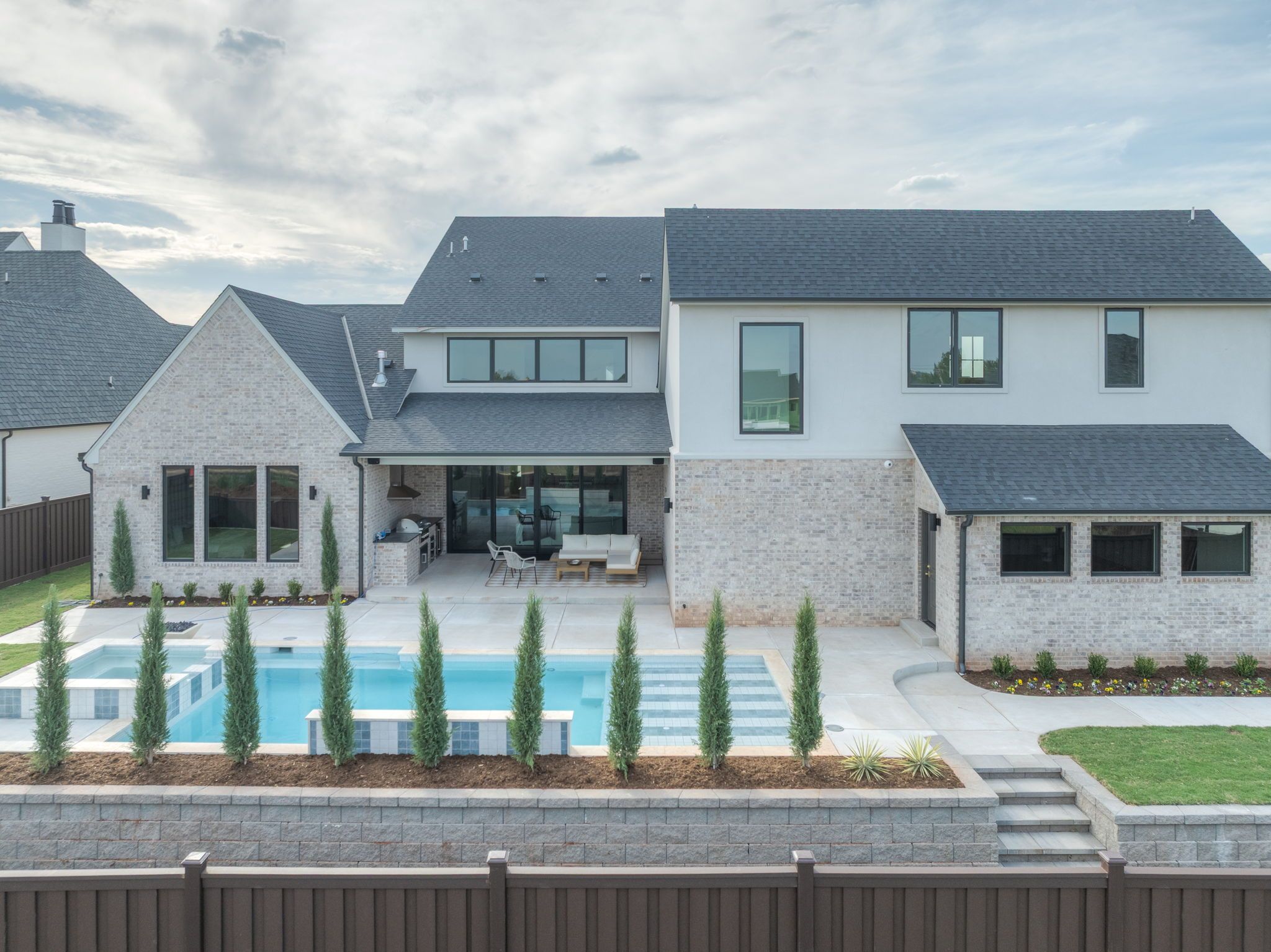 DCO_Featured-Property_14700-Chamberry_4