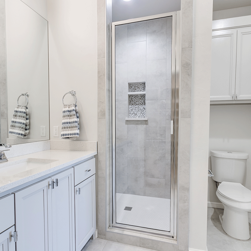 Past-Projects_Bathrooms_0110_5716-fontaine-dr-112